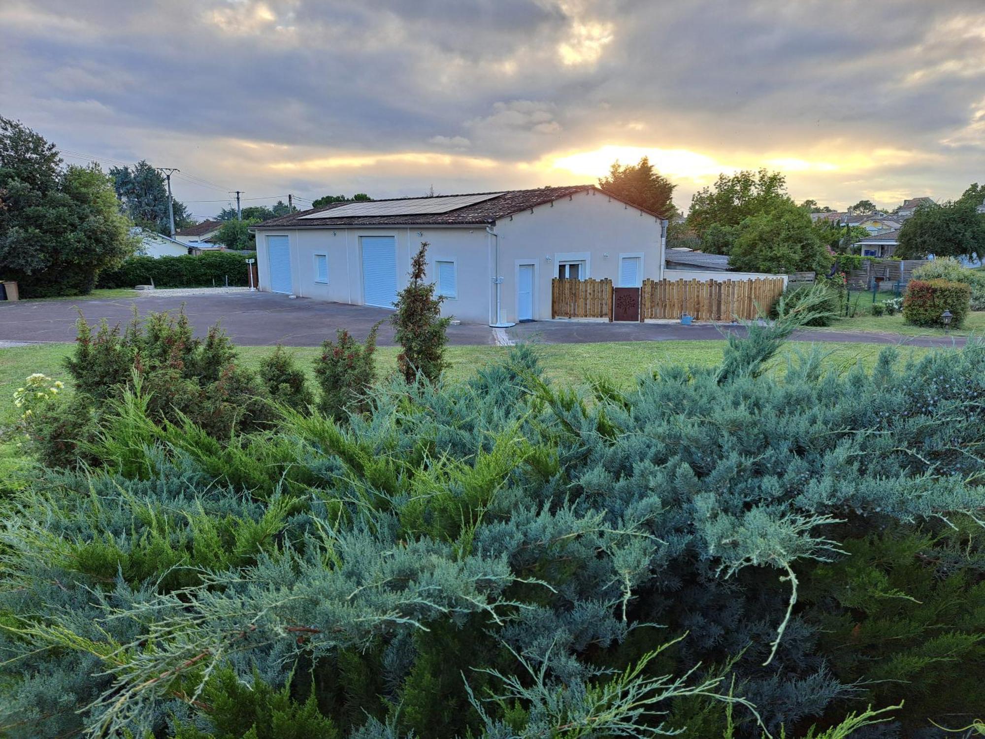 A La Source Villa Saint-Medard-de-Guizieres Kültér fotó